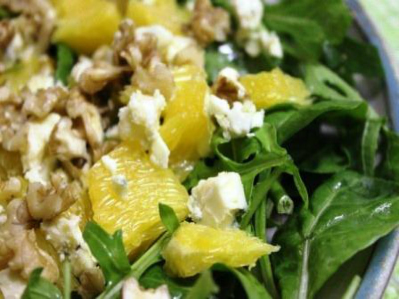 Spinach and Goat's Cheese Salad Spinach and Goat's Cheese Salad picture