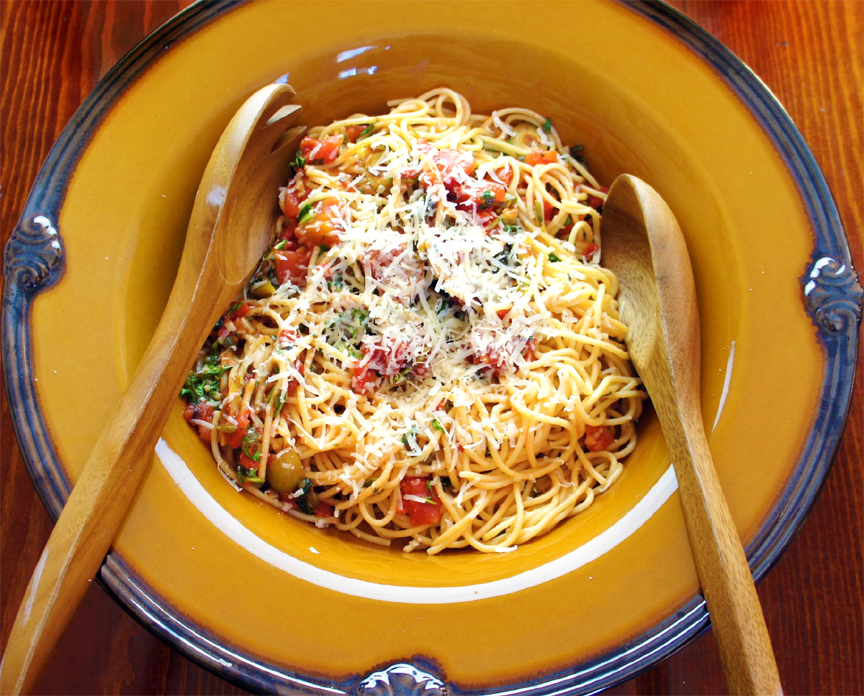 Pasta Puttanesca Pasta Puttanesca picture