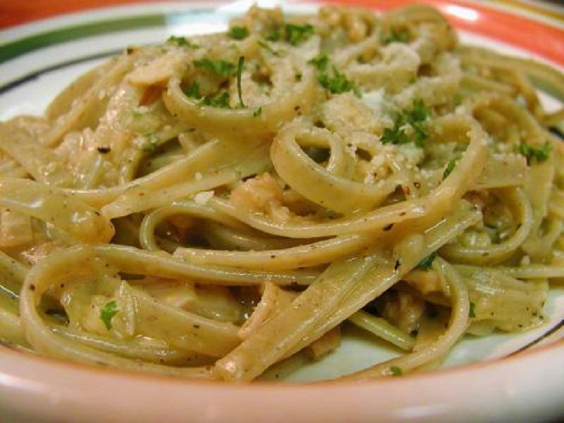Pasta with Caviar and Shallots in Olive Oil Pasta with Caviar and Shallots in Olive Oil picture