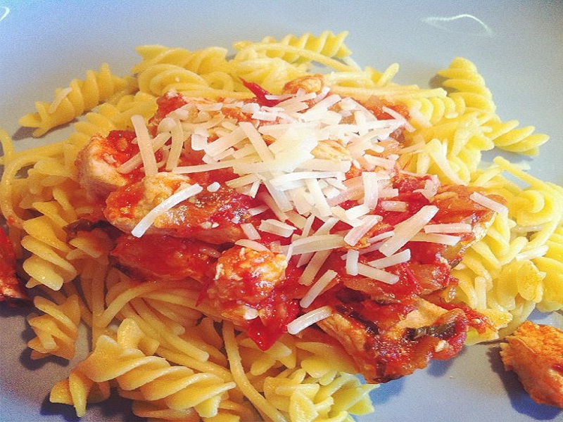 Pasta with Swordfish, Fennel and Tomatoes Pasta with Swordfish, Fennel and Tomatoes picture
