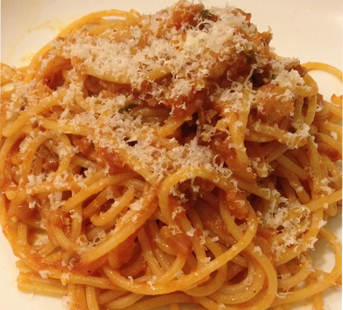 Pasta With Tomato And Garlic Pasta With Tomato And Garlic picture