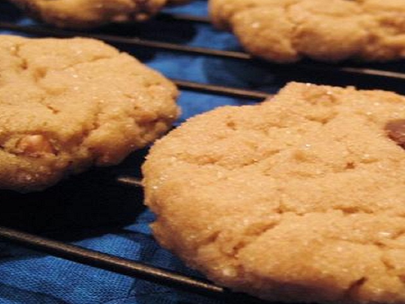 Peanut Crisps Peanut Crisps picture
