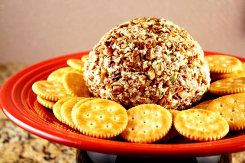 Pineapple-Cheese Ball Pineapple-Cheese Ball picture