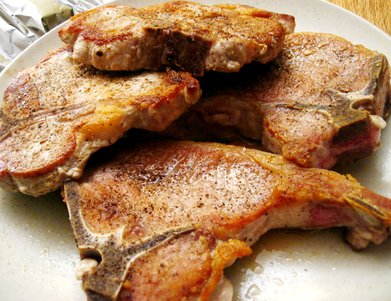 Pork Chops Flambe Pork Chops Flambe picture