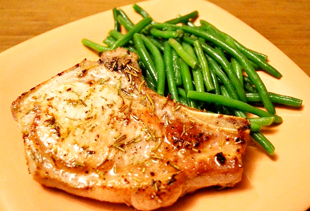 Pork Chops With Apricots Pork Chops With Apricots picture