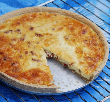 Quiche Lorraine Flavored With Nutmeg Quiche Lorraine Flavored With Nutmeg picture