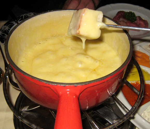 Quick Cheese Fondue Using Dry White Wine Quick Cheese Fondue Using Dry White Wine picture
