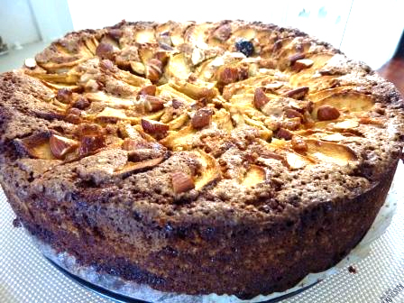Raisin and Almond Cake Raisin and Almond Cake picture