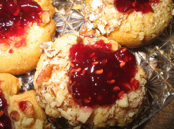Raspberry Almond Thumbprints Raspberry Almond Thumbprints picture