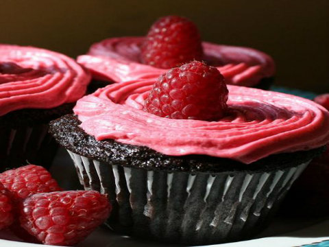 Raspberry Ripple Icing Raspberry Ripple Icing picture