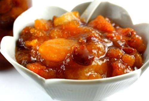 Red Onion Apple And Raisin Chutney Red Onion Apple And Raisin Chutney picture