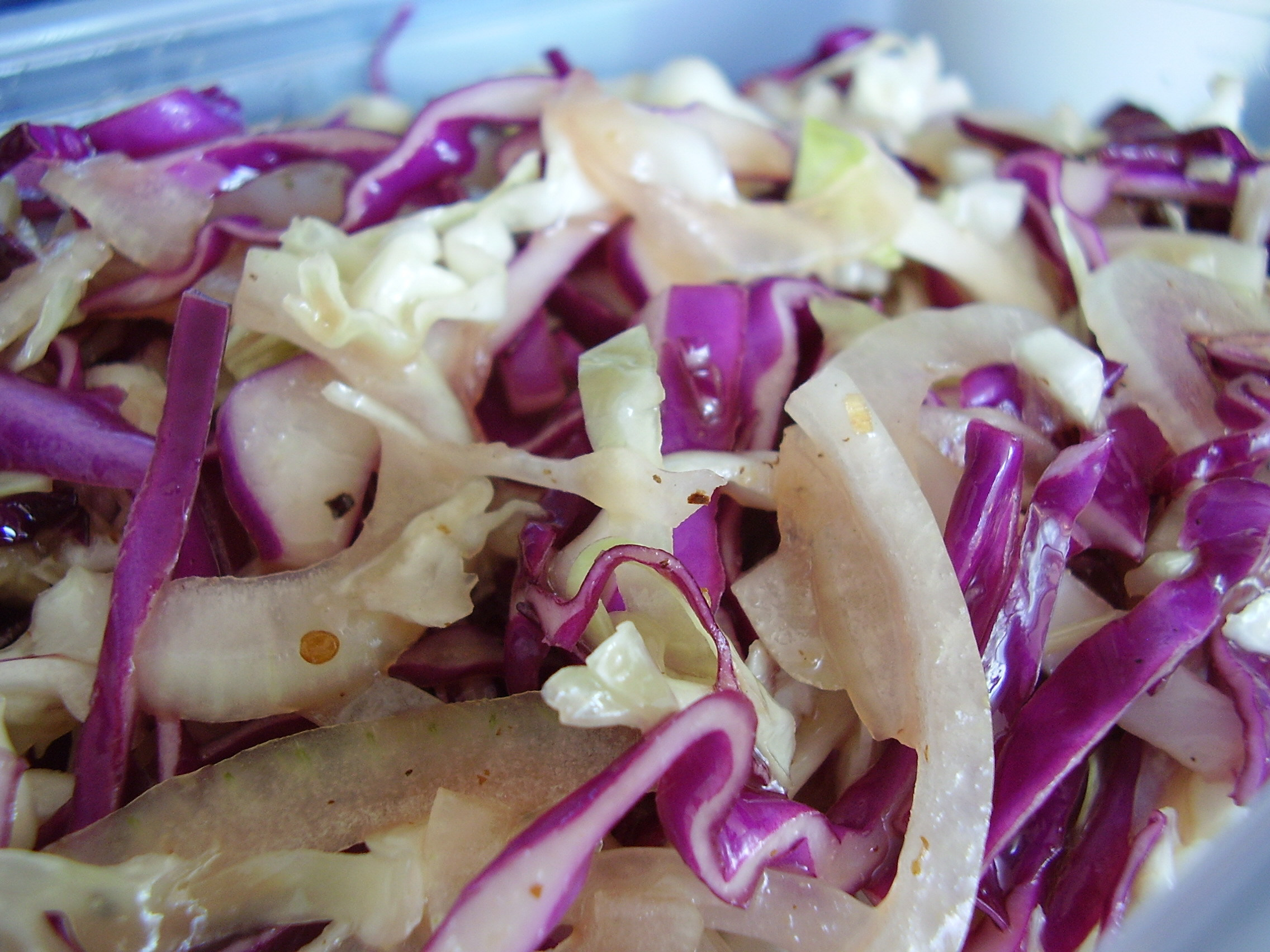 SHREDDED TRI-COLOR CABBAGE SALAD SHREDDED TRI-COLOR CABBAGE SALAD picture