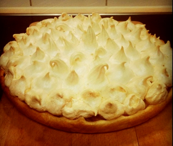 Rhubarb Meringue Pie Rhubarb Meringue Pie picture