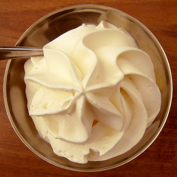 Rich Vanilla Frosting Rich Vanilla Frosting picture