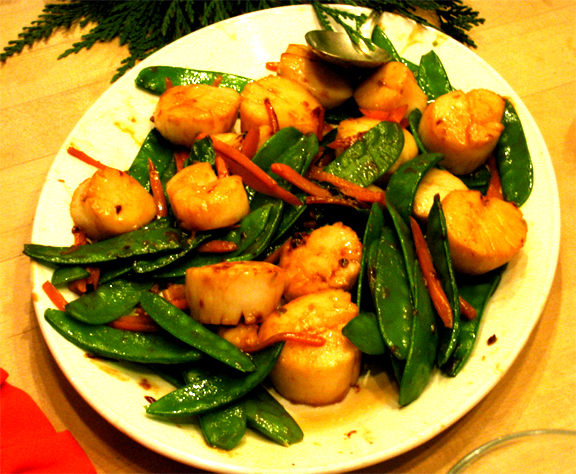 Scallops With Red Peppers And Snow Peas Scallops With Red Peppers And Snow Peas picture