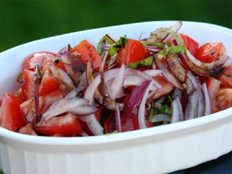 Shallots And Tomatoes Shallots And Tomatoes picture