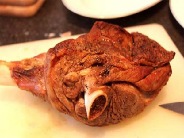 Rolled Lamb Shoulder Oriental Rolled Lamb Shoulder Oriental picture