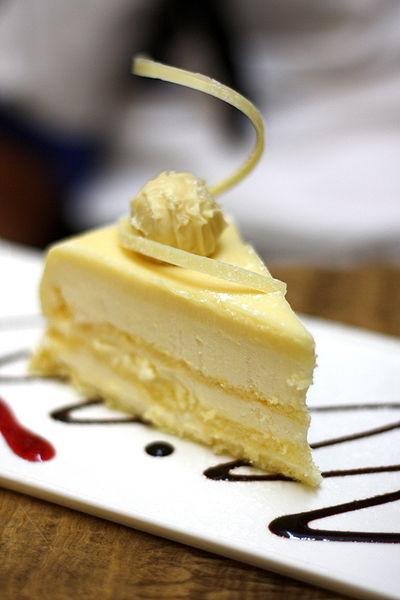 White Chocolate Frosting White Chocolate Frosting picture