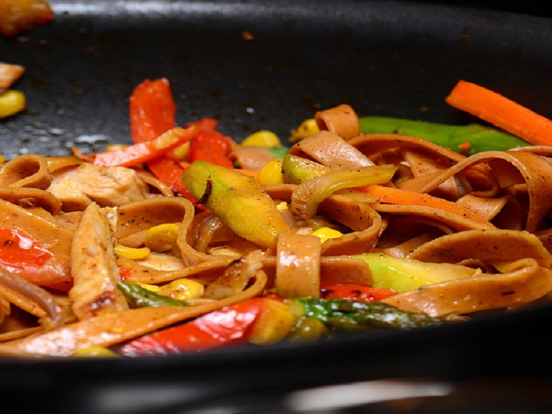 Smoked Turkey And Pepper Pasta Salad Smoked Turkey And Pepper Pasta Salad picture
