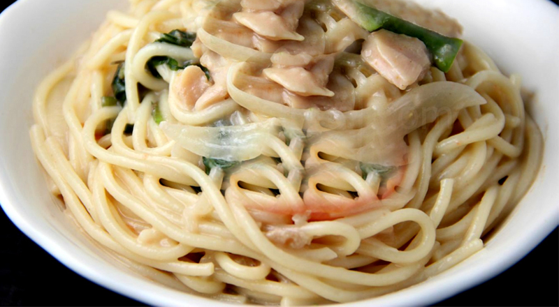 Spaghetti with White Clam Sauce Spaghetti with White Clam Sauce picture
