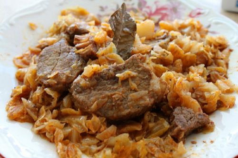 Spareribs and Sauerkraut Spareribs and Sauerkraut picture
