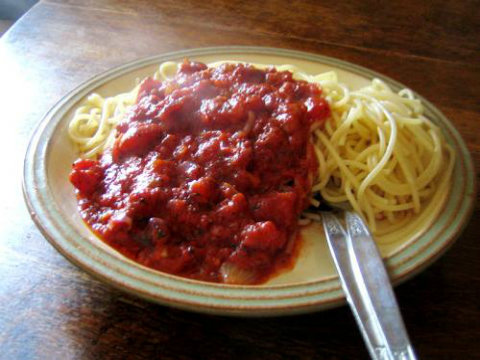Spaghetti With Tuna Tomato Sauce Spaghetti With Tuna Tomato Sauce picture