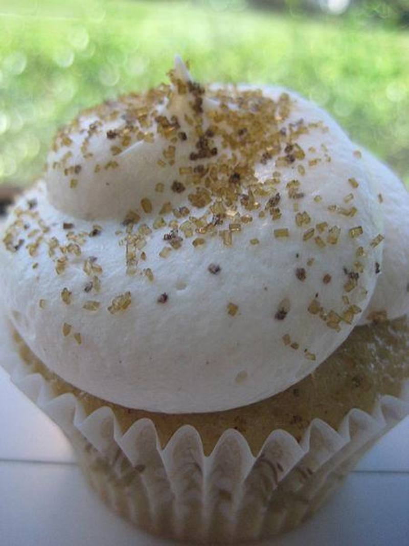 Raisin Spice Cupcakes Raisin Spice Cupcakes picture
