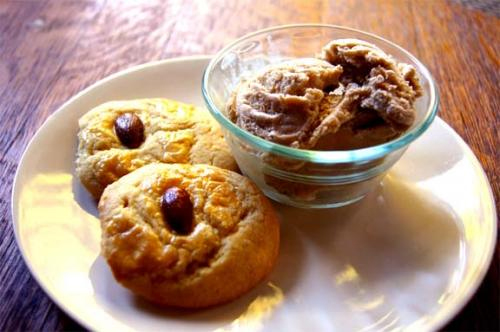 Chinese Almond Cakes Chinese Almond Cakes picture