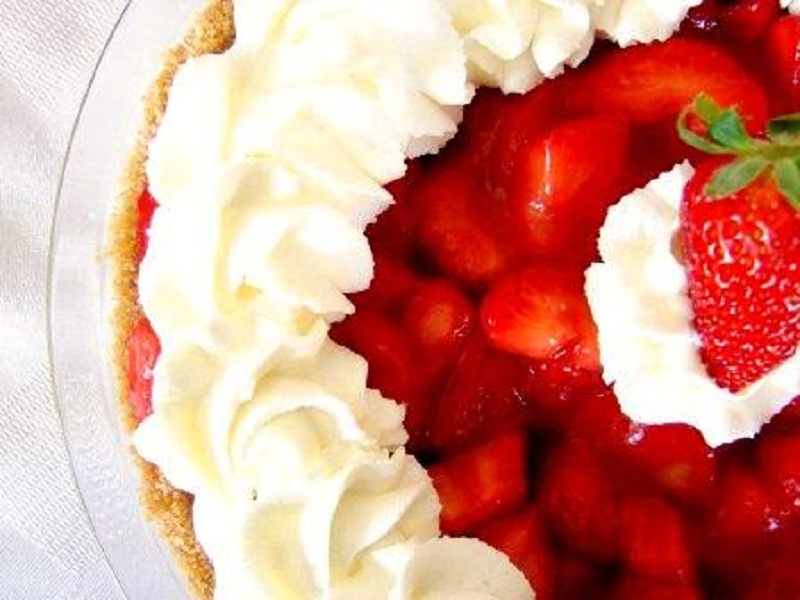 Strawberry Glaze Pie Strawberry Glaze Pie picture
