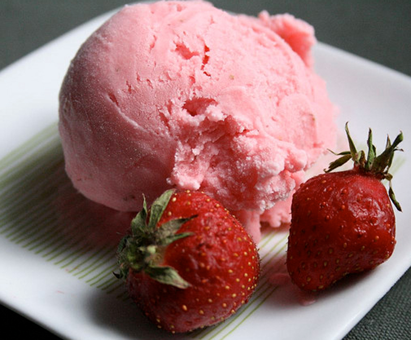 Strawberry Ice Cream Strawberry Ice Cream picture