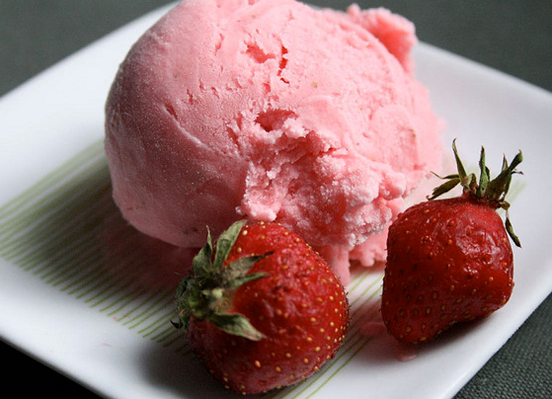Homemade Strawberry Ice Cream Homemade Strawberry Ice Cream picture