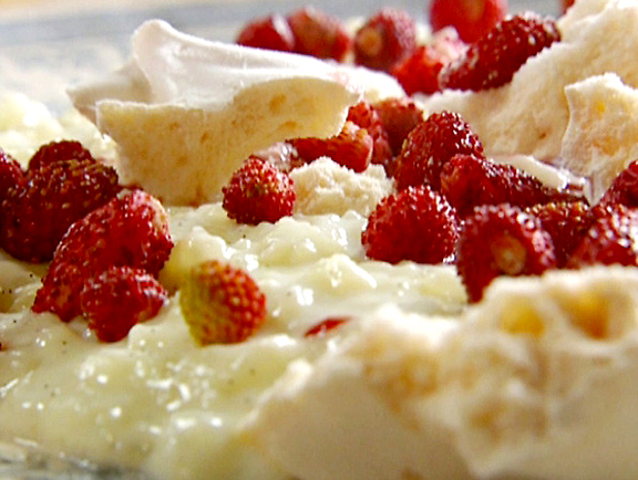 Strawberry Marble Rice Pudding Strawberry Marble Rice Pudding picture