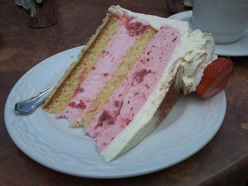 Strawberry Sherry Cake Strawberry Sherry Cake picture