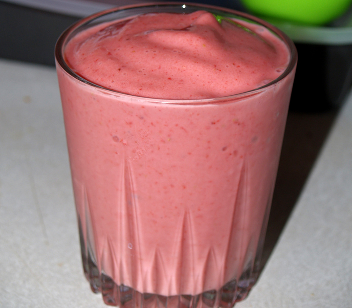 Strawberry Smoothie Strawberry Smoothie picture