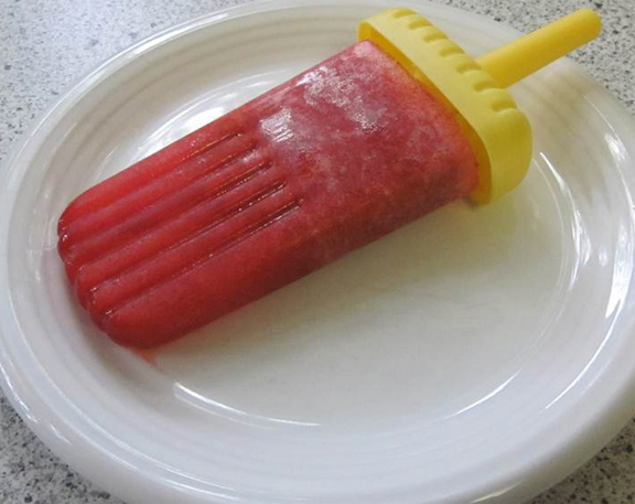 Strawberry Yogurt Popsicles Strawberry Yogurt Popsicles picture