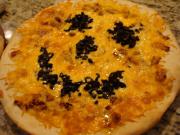 Cheesy Bacon Pumpkin Pizza 