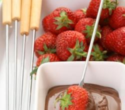 Swiss Chocolate Fondue Swiss Chocolate Fondue picture