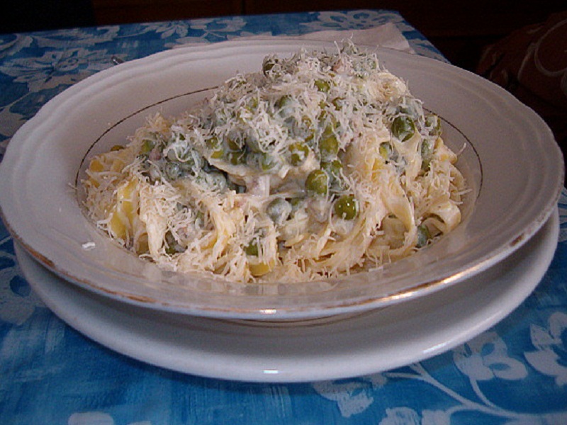 Tagliatelle With Creamy Sauce Tagliatelle With Creamy Sauce picture