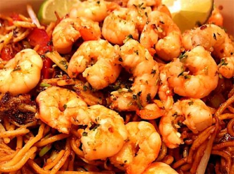 Thai Fried Noodles With Prawns Thai Fried Noodles With Prawns picture