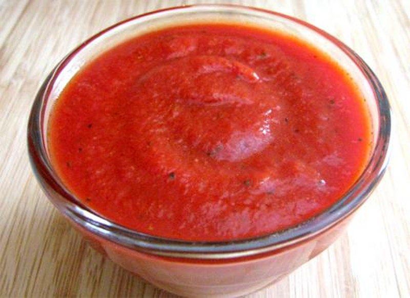 Tomato Puree Sauce Tomato Puree Sauce picture