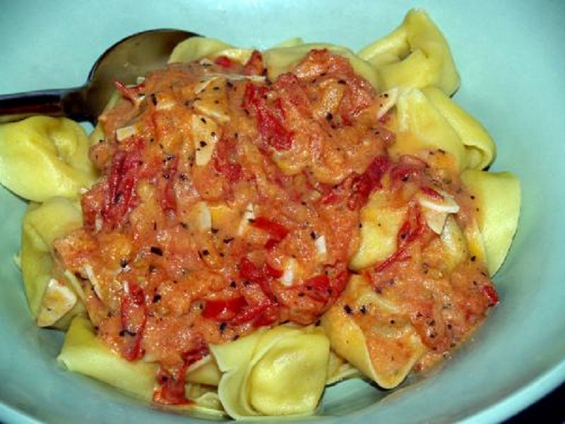 Tortellini With Pumpkin Red Pepper Sauce Tortellini With Pumpkin Red Pepper Sauce picture