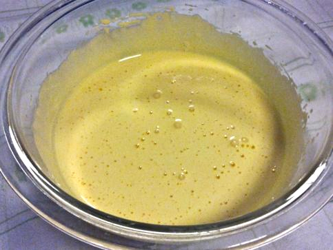 Traditional Custard Sauce Traditional Custard Sauce picture