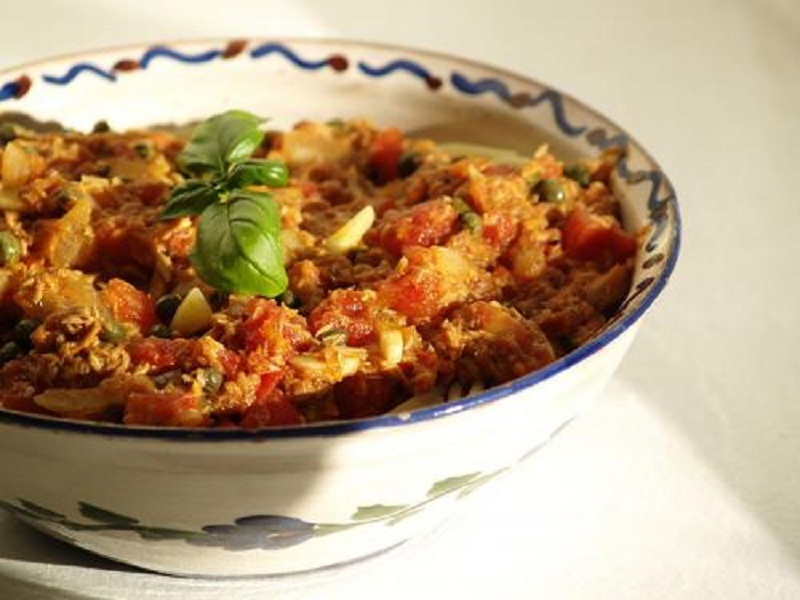 Tuna In Red Pepper Sauce Tuna In Red Pepper Sauce picture