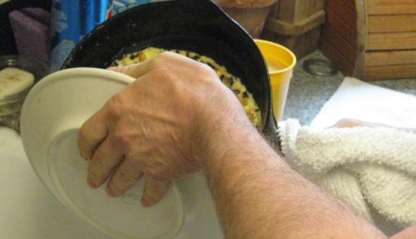 turning omelette