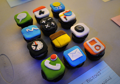 iphone_cupcake.jpg
