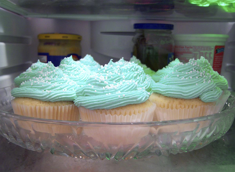 Vanilla Buttercream Frosting Vanilla Buttercream Frosting picture