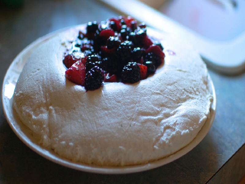Vanilla Cheesecake With Fresh Berries Vanilla Cheesecake With Fresh Berries picture