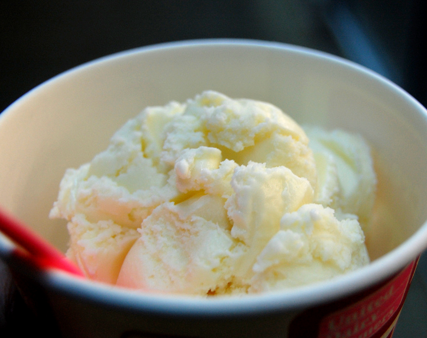 Vanilla Ice Cream (refrigerator) Vanilla Ice Cream (refrigerator) picture