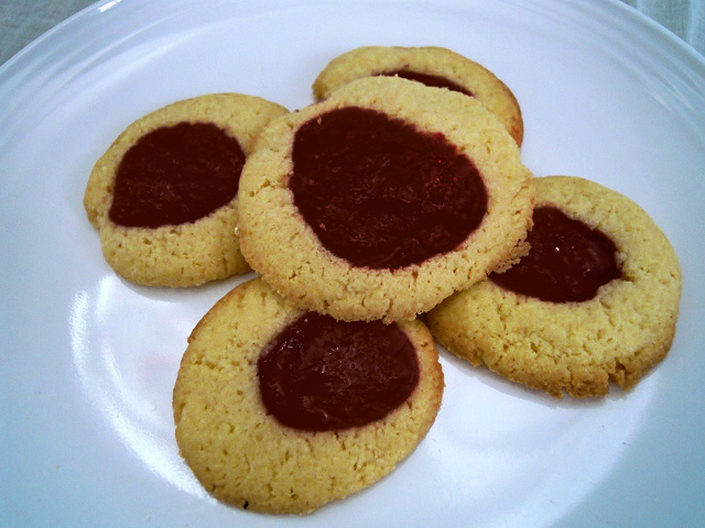 Viennese Almond Cookies Viennese Almond Cookies picture