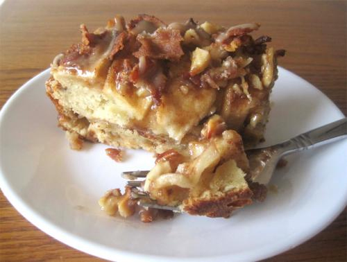Walnut-Raisin Cake Walnut-Raisin Cake picture